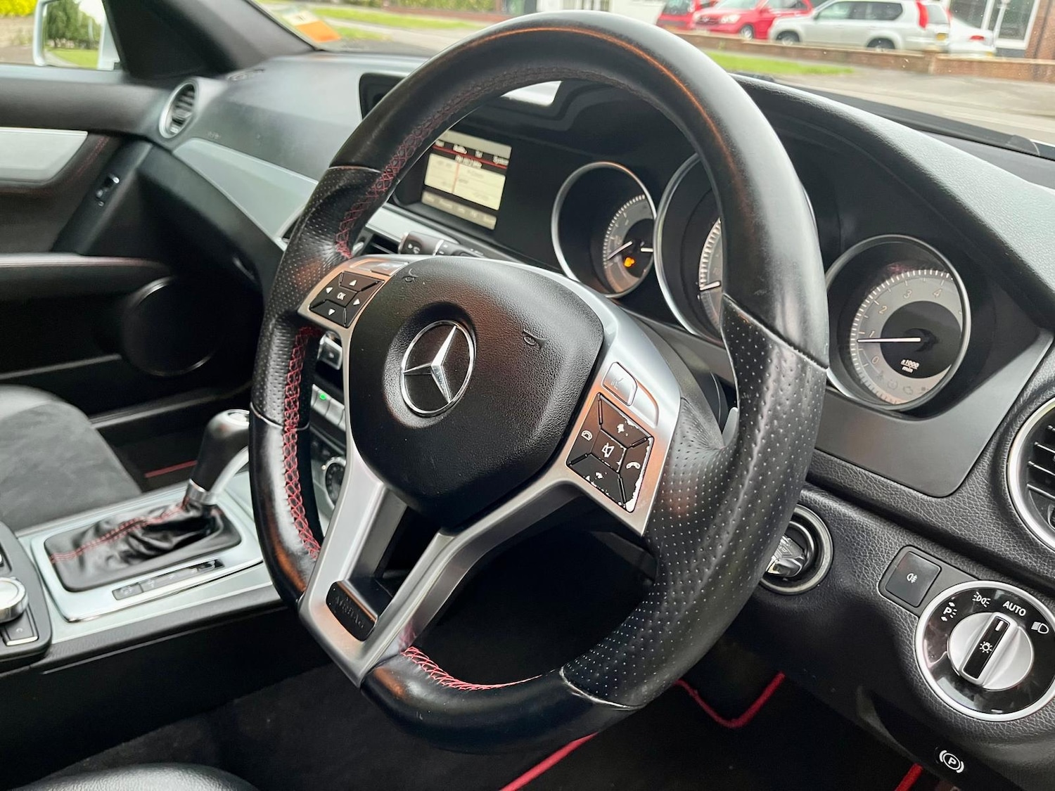 Used Mercedes-Benz C Class 2012 for sale - 77086692: Photo 49