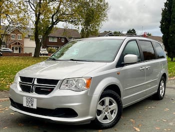 Used Chrysler Grand Voyager 2012 for sale - 79687851: Photo