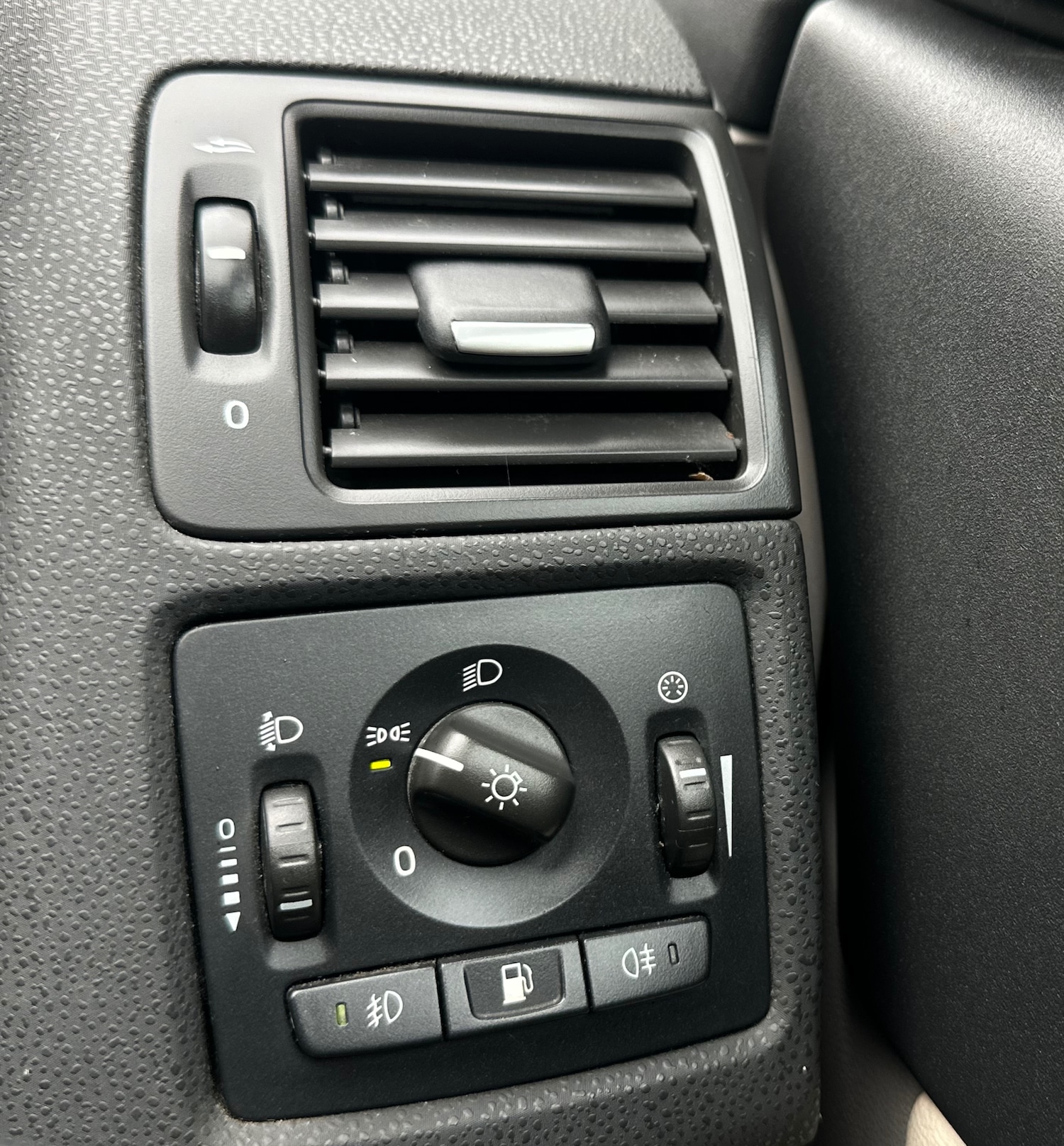 Used Volvo C30 2008 for sale - 77087741: Photo 34