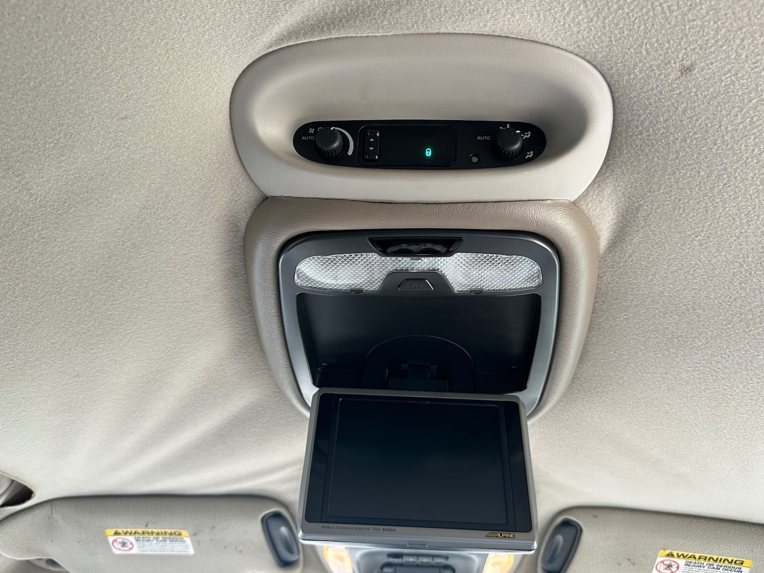 Used Chrysler Grand Voyager 2001 for sale - 77087755: Photo 50