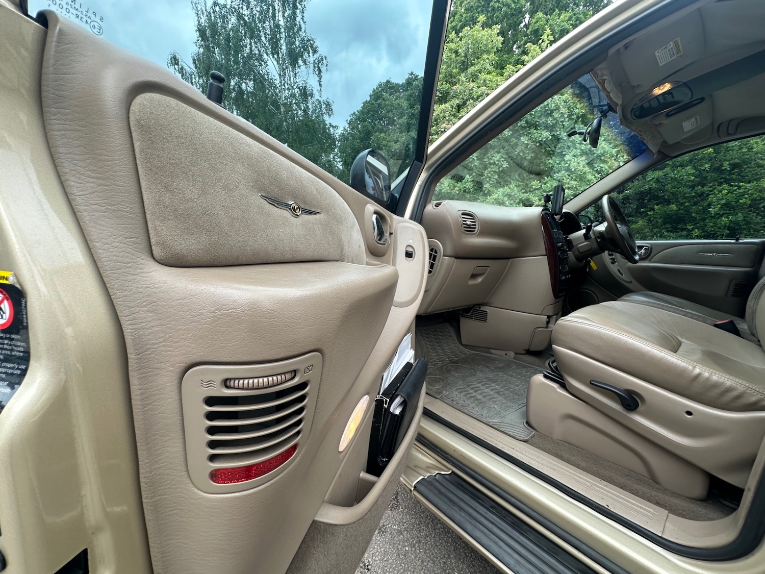 Used Chrysler Grand Voyager 2001 for sale - 77087755: Photo 52