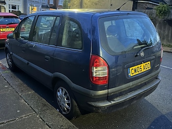 Used Vauxhall Zafira 2005 for sale - 76099222: Photo