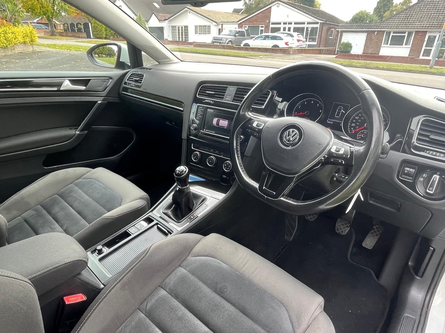 Used Volkswagen Golf 2015 for sale - 77258804: Photo 35