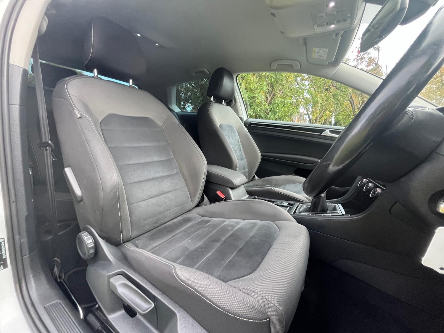 Used Volkswagen Golf 2015 for sale - 77258804: Photo 36