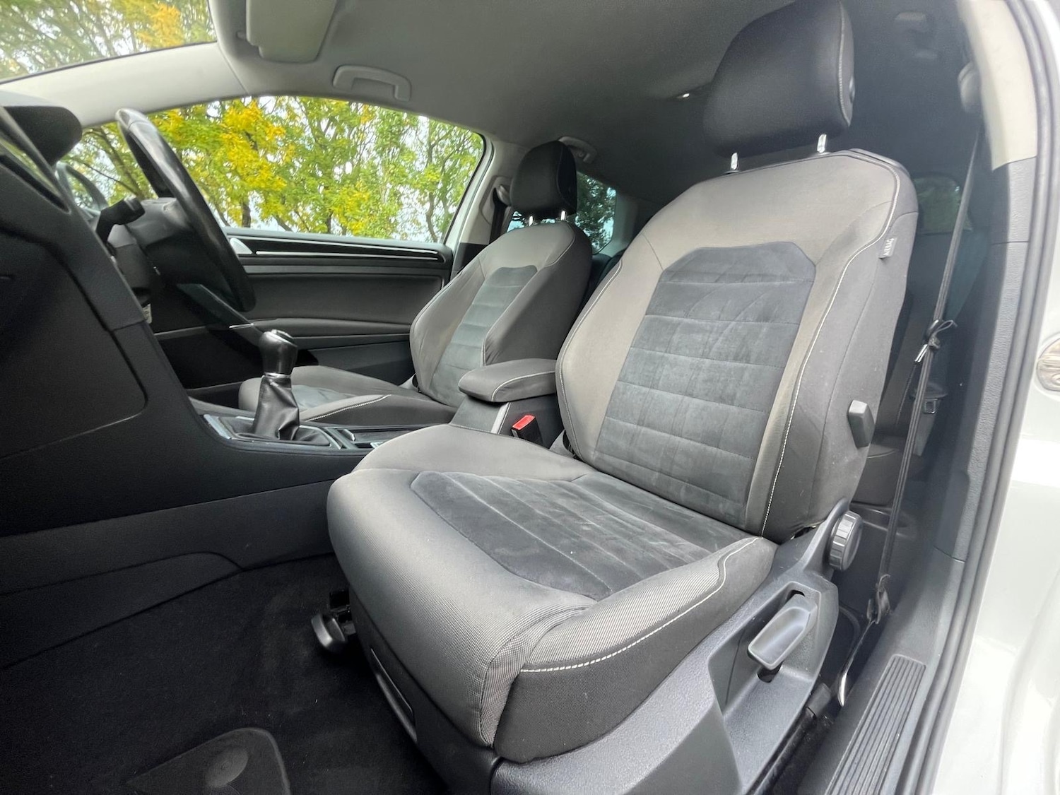 Used Volkswagen Golf 2015 for sale - 77258804: Photo 37