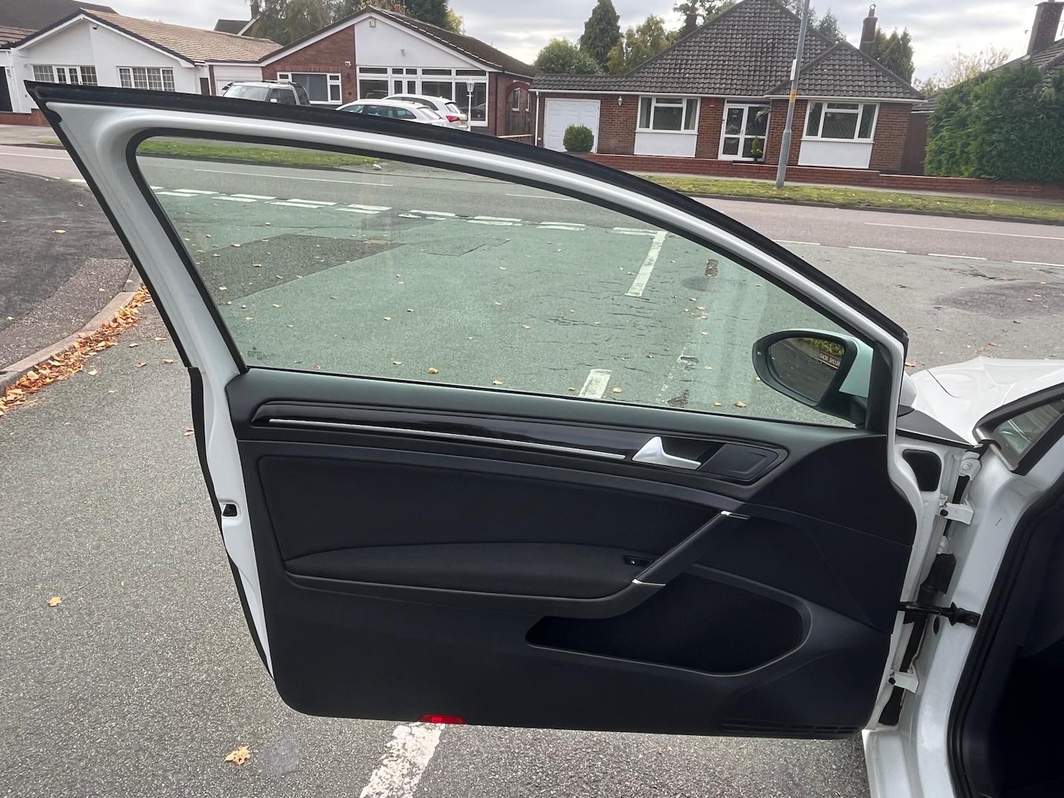 Used Volkswagen Golf 2015 for sale - 77258804: Photo 41