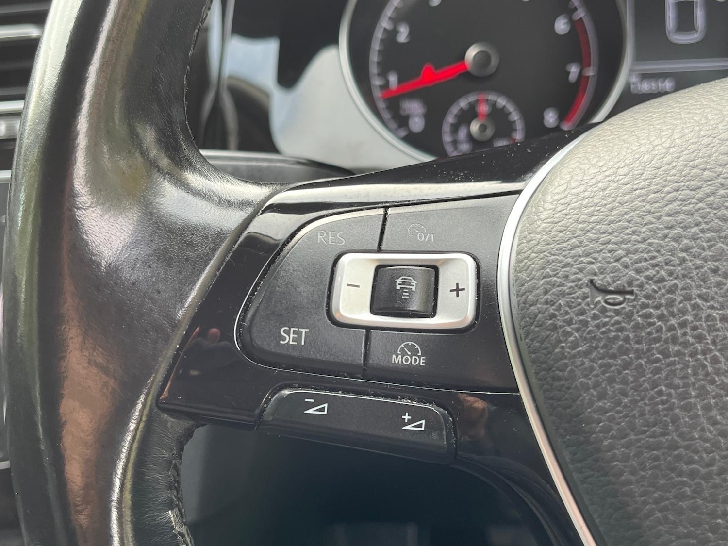 Used Volkswagen Golf 2015 for sale - 77258804: Photo 59