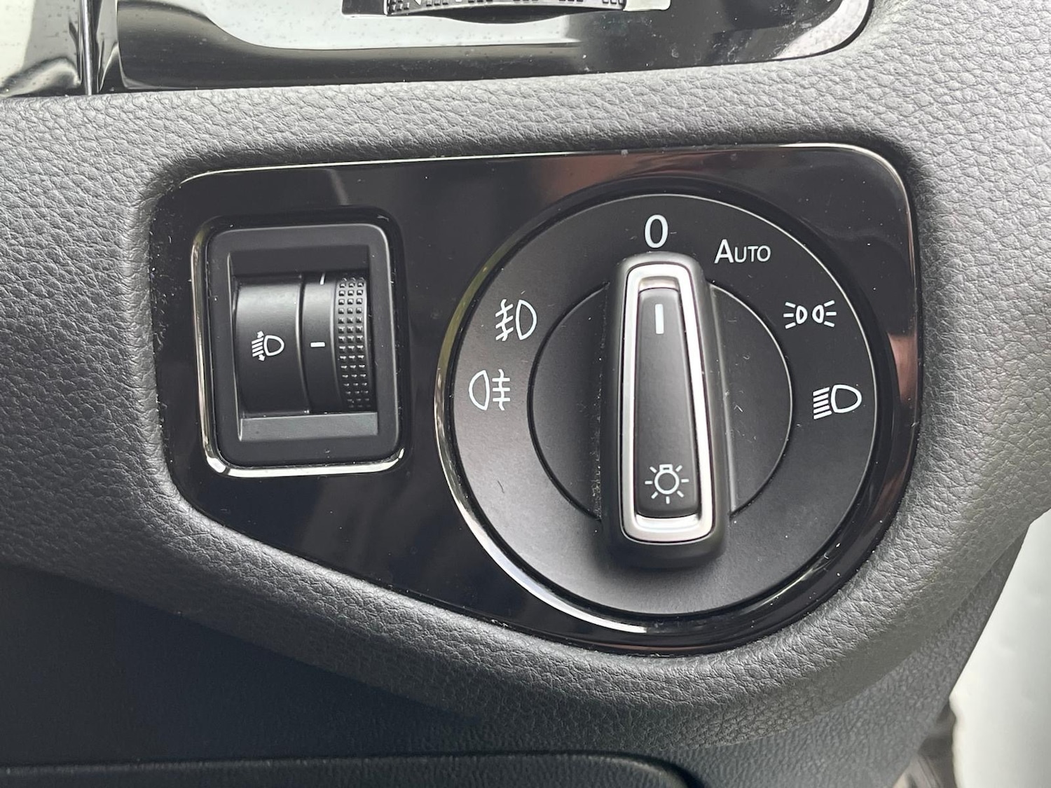 Used Volkswagen Golf 2015 for sale - 77258804: Photo 61