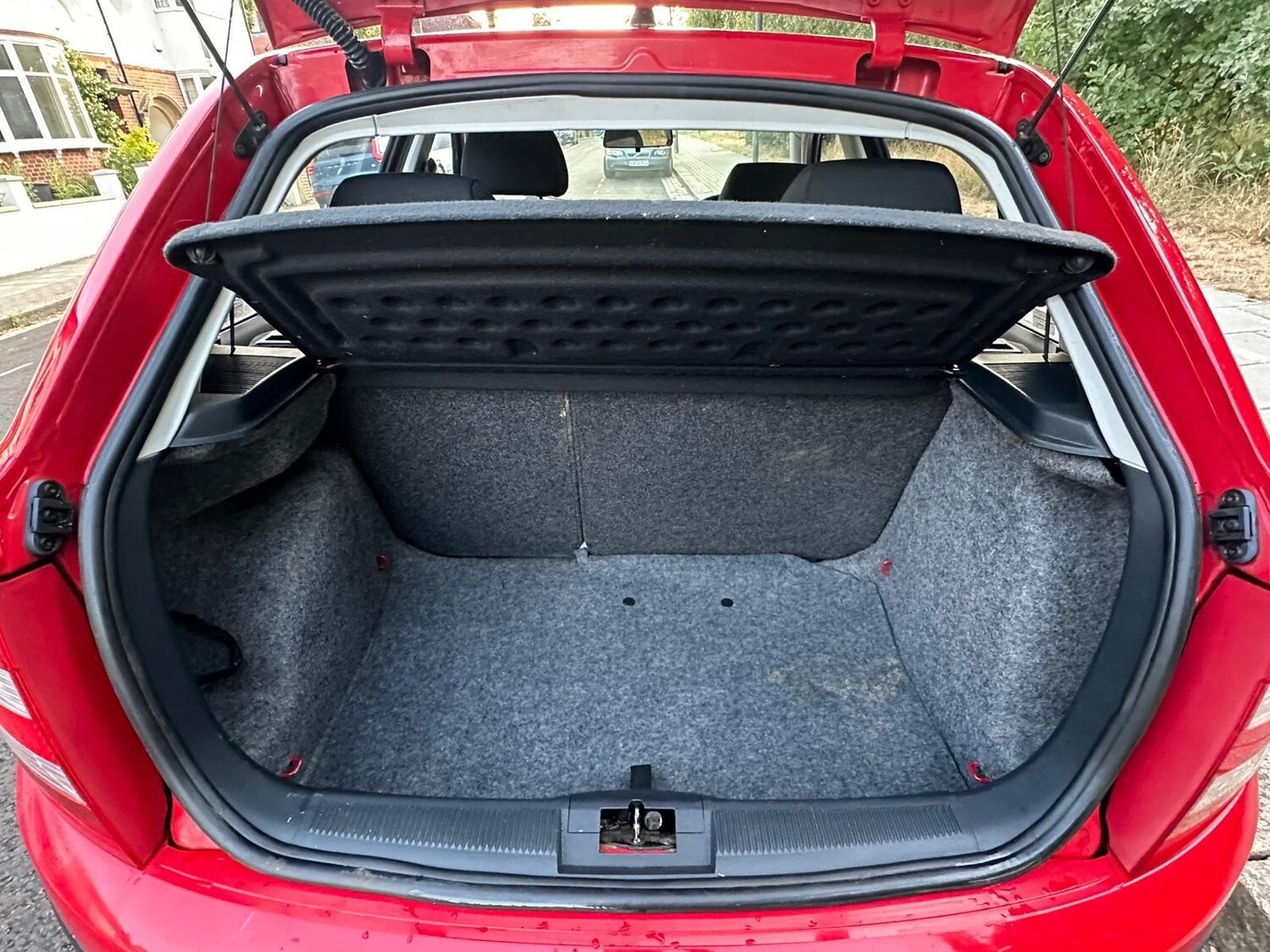 Vehicle 29