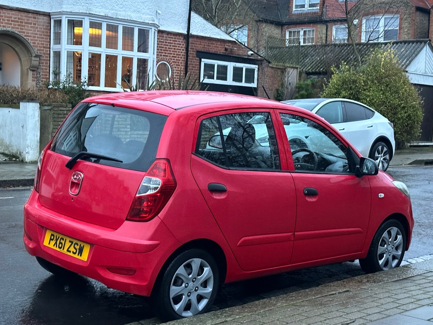 Used Hyundai i10 2011 for sale - 77162443: Photo 12