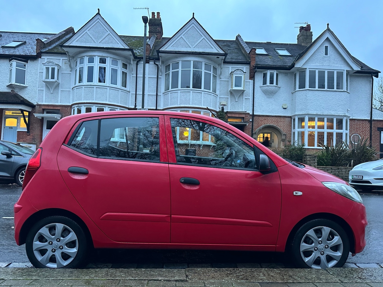 Used Hyundai i10 2011 for sale - 77162443: Photo 6