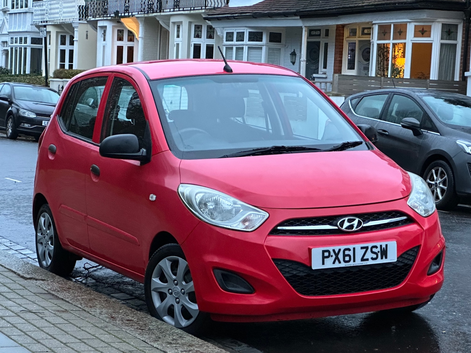Used Hyundai i10 2011 for sale - 77162443: Photo 8