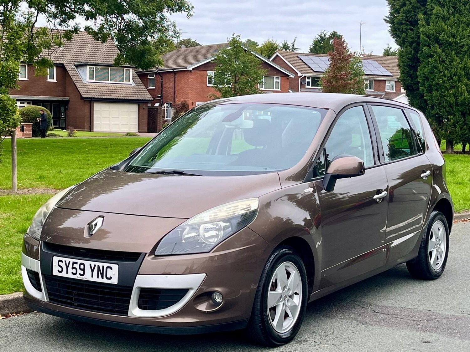 Used Renault Scenic 2009 for sale - 77718240: Photo 14