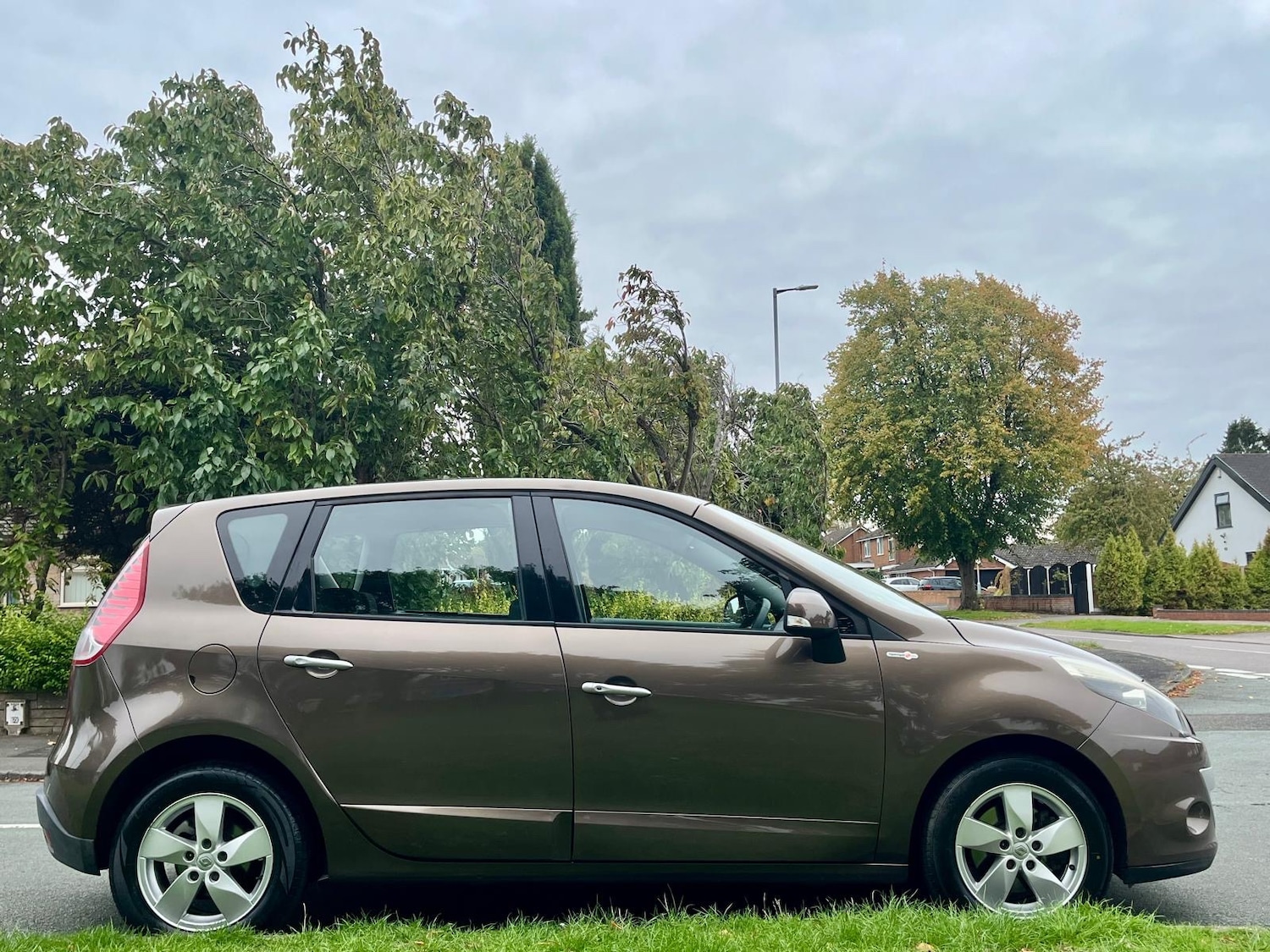 Used Renault Scenic 2009 for sale - 77718240: Photo 21