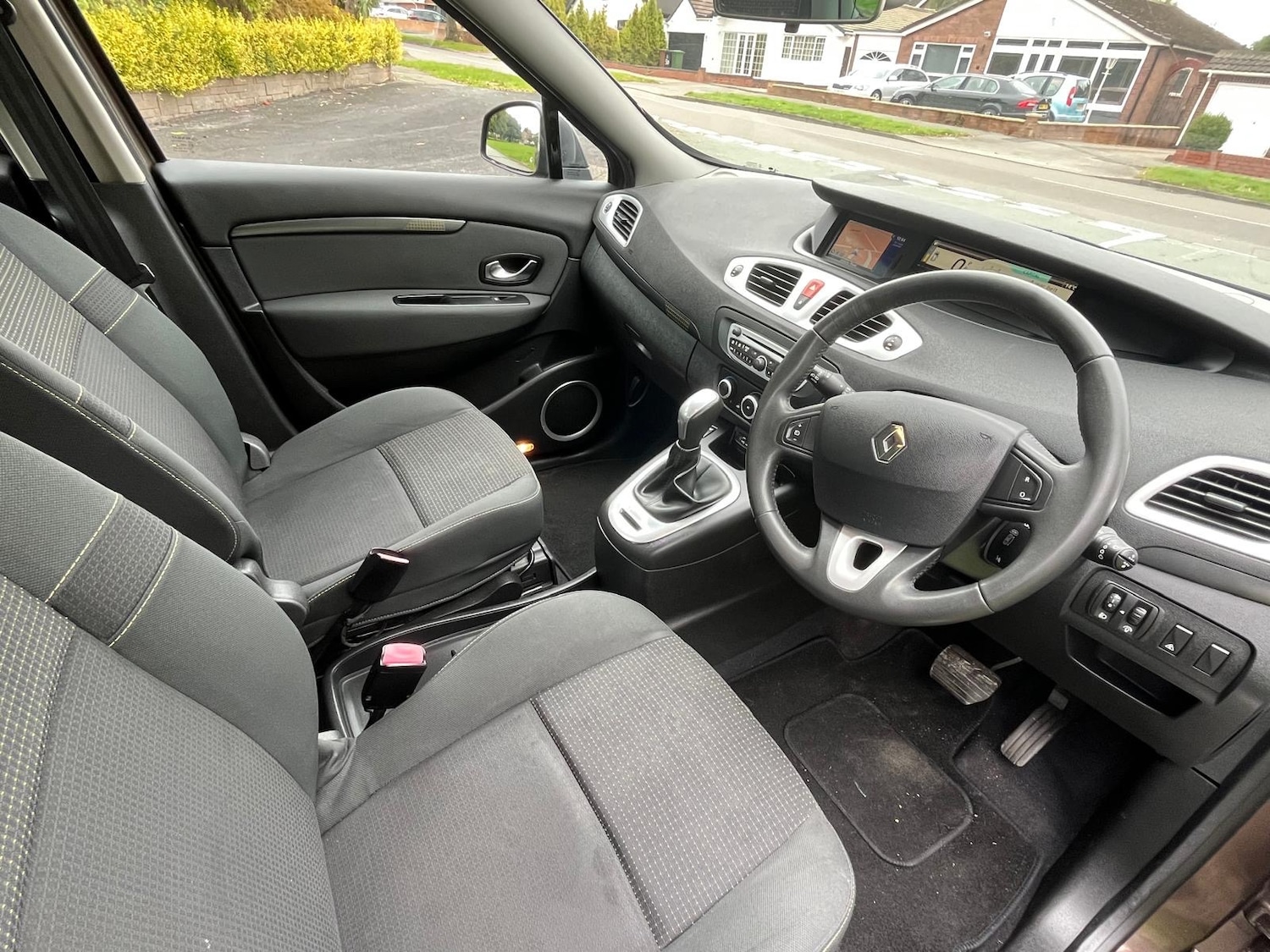 Used Renault Scenic 2009 for sale - 77718240: Photo 25