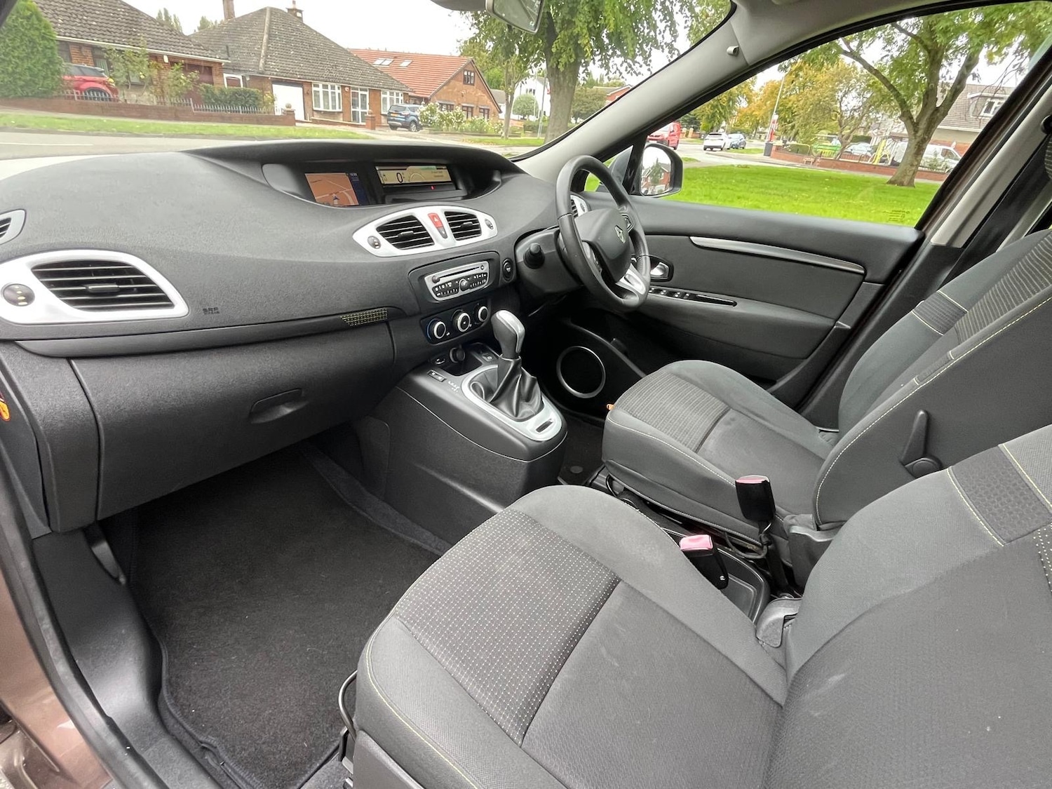 Used Renault Scenic 2009 for sale - 77718240: Photo 27