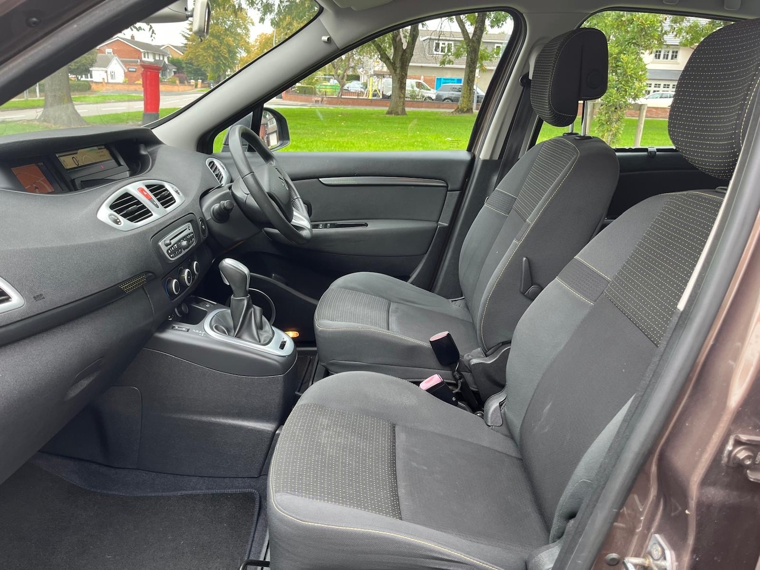 Used Renault Scenic 2009 for sale - 77718240: Photo 29