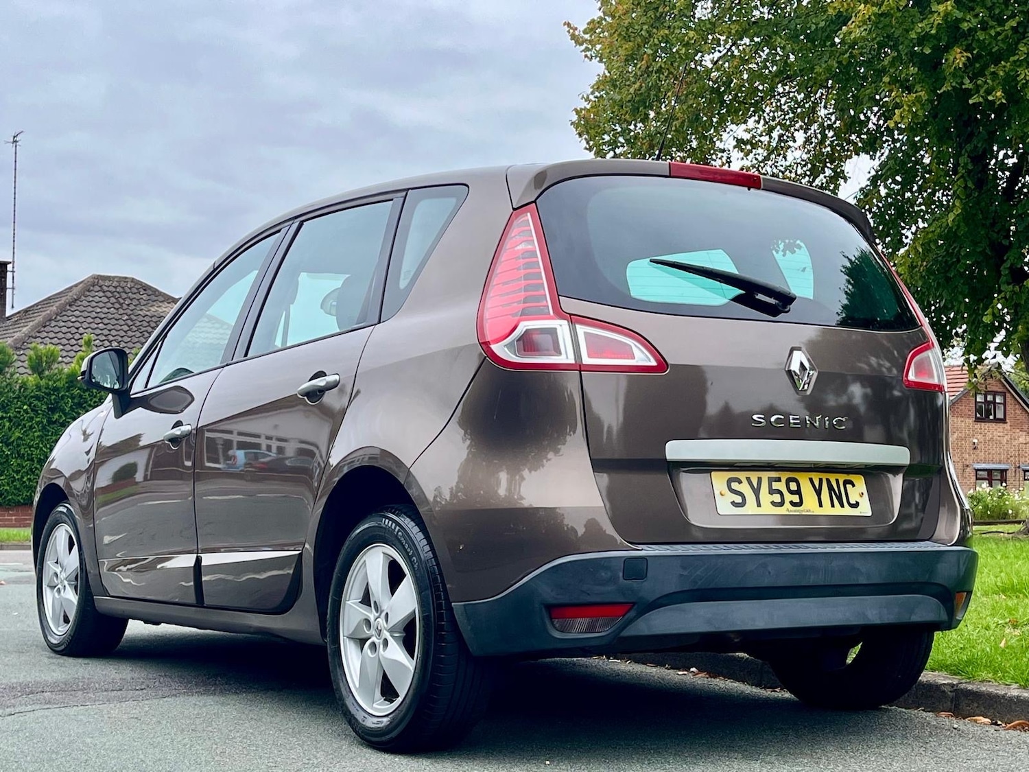 Used Renault Scenic 2009 for sale - 77718240: Photo 3