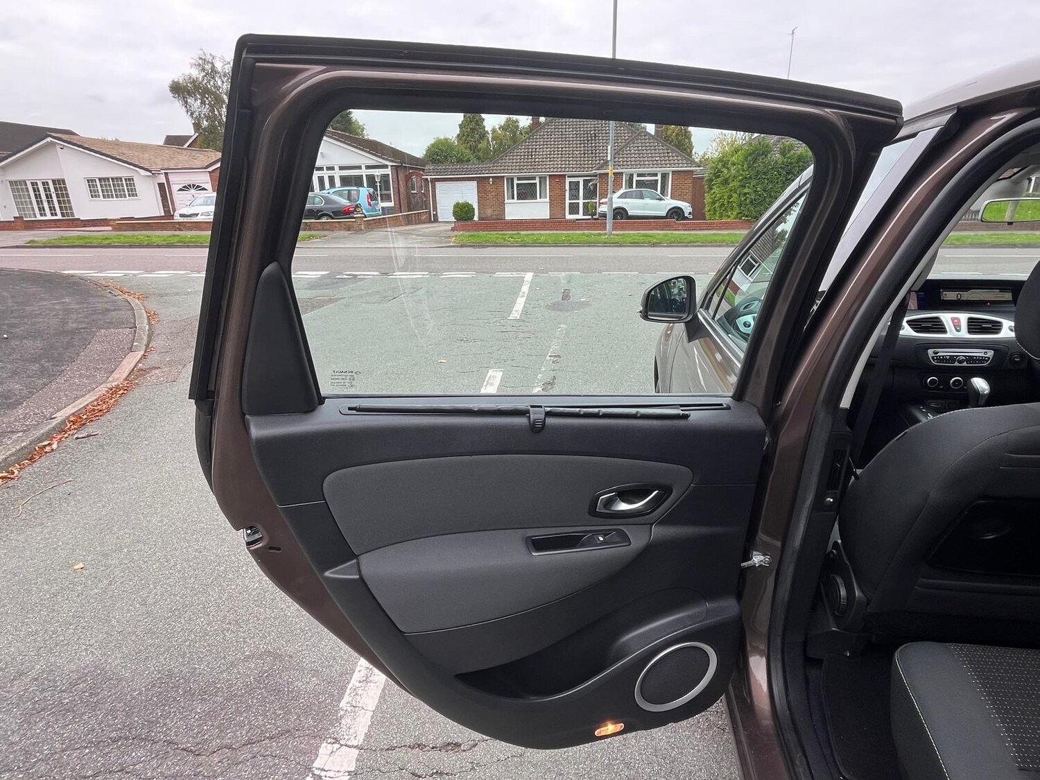 Used Renault Scenic 2009 for sale - 77718240: Photo 35