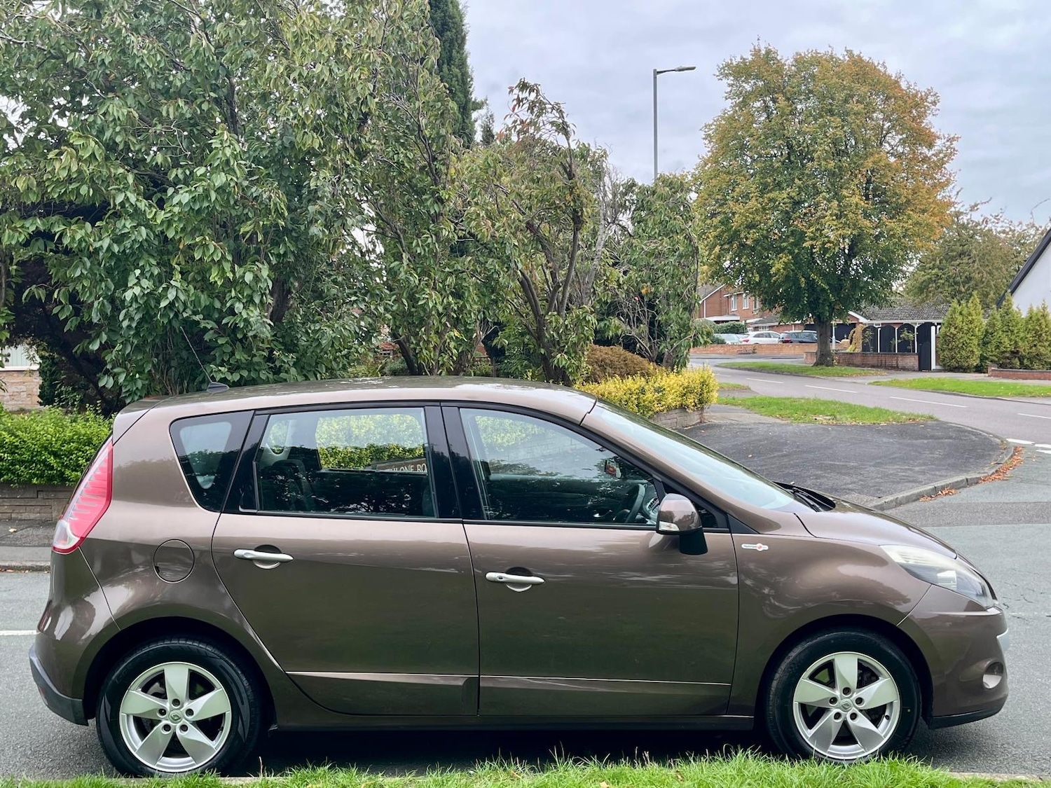 Used Renault Scenic 2009 for sale - 77718240: Photo 5