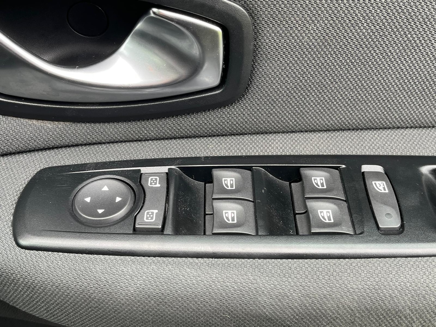 Used Renault Scenic 2009 for sale - 77718240: Photo 61