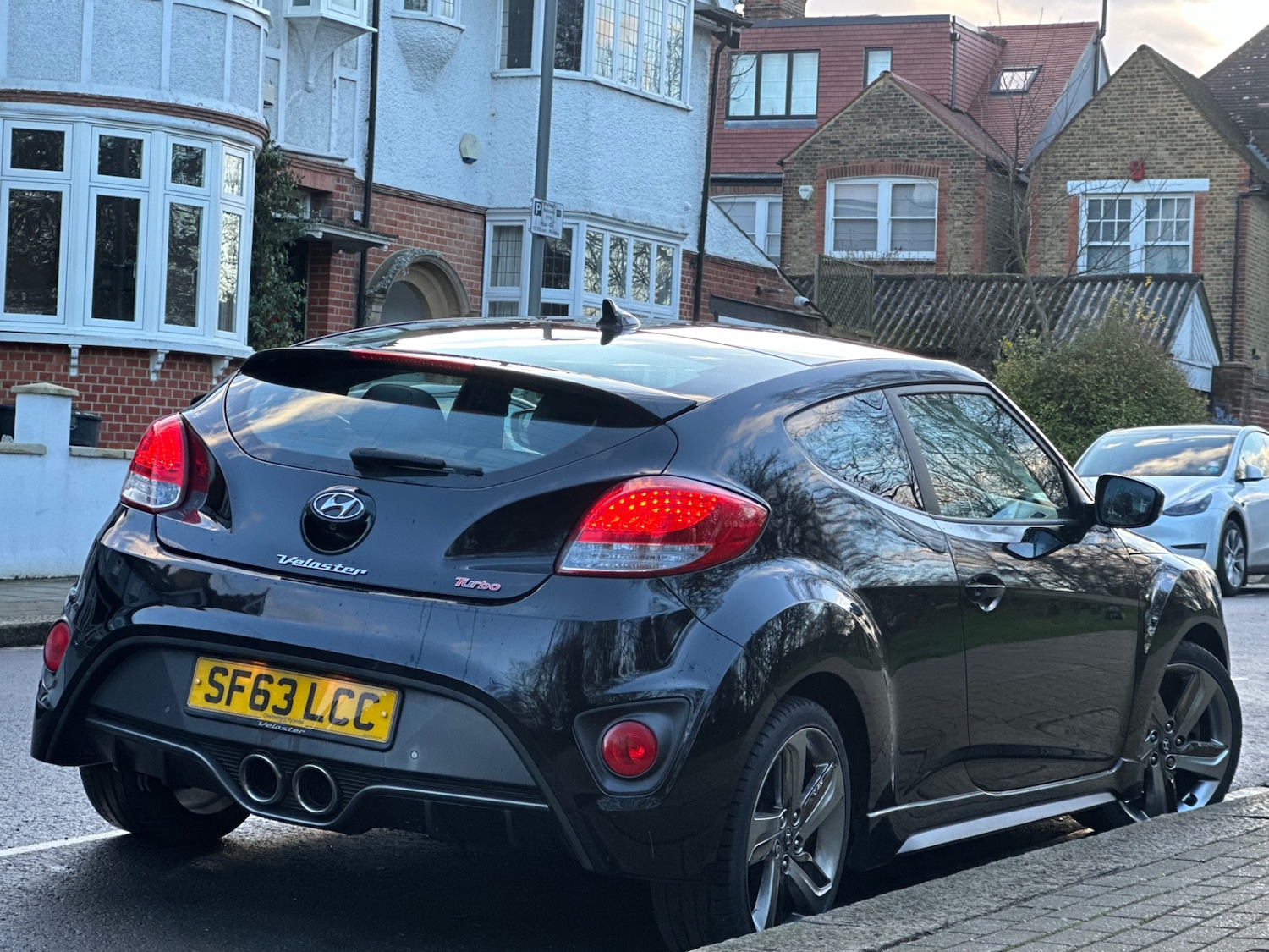 Used Hyundai Veloster 2013 for sale - 77404642: Photo 2