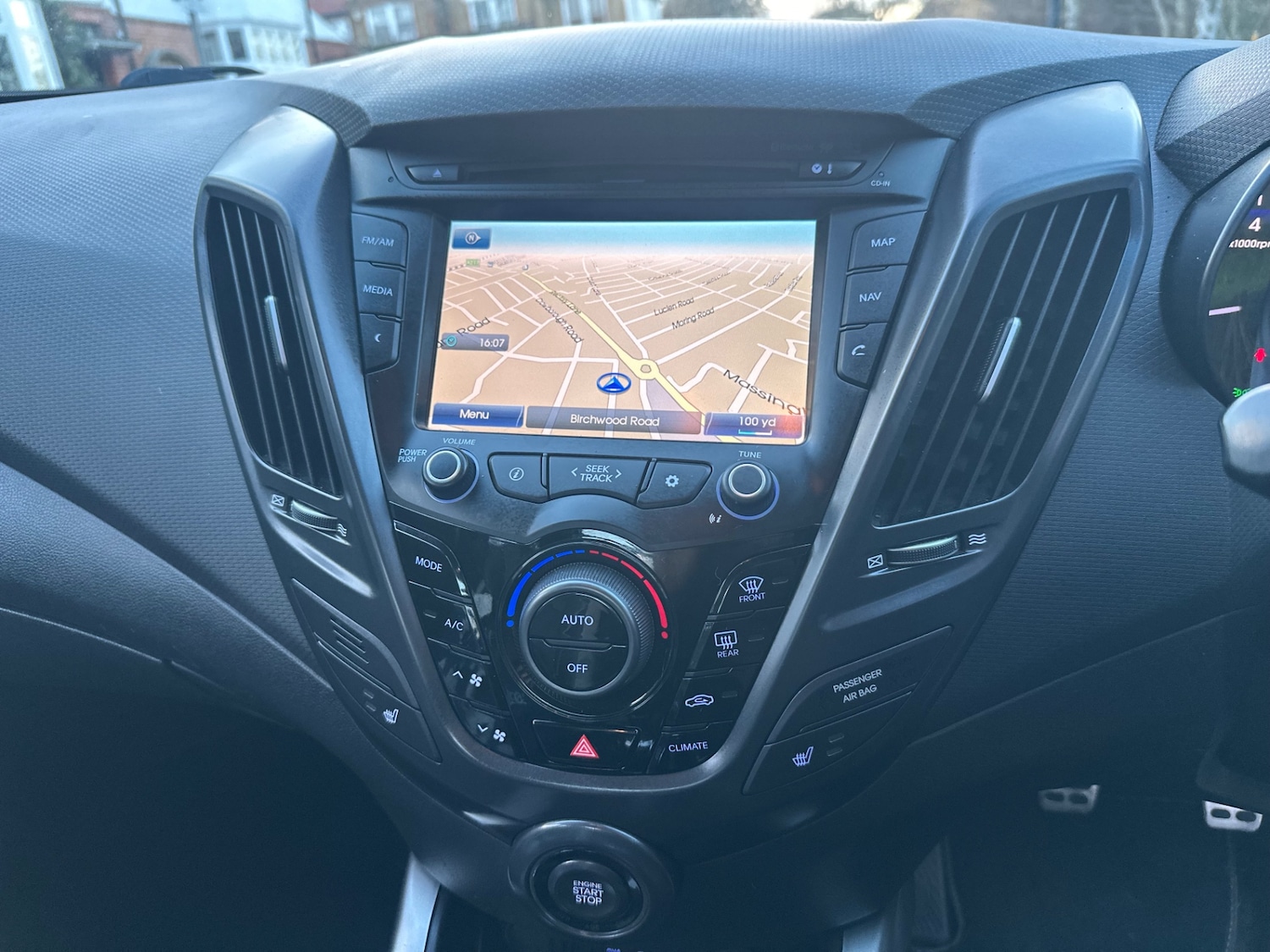 Used Hyundai Veloster 2013 for sale - 77404642: Photo 35