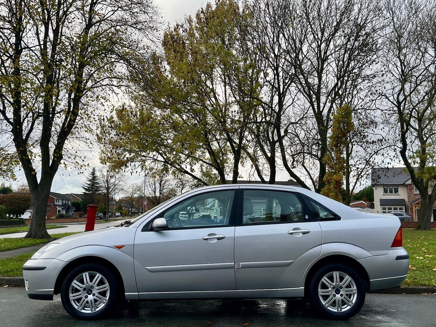 Used Ford Focus 2004 for sale - 77715862: Photo 2