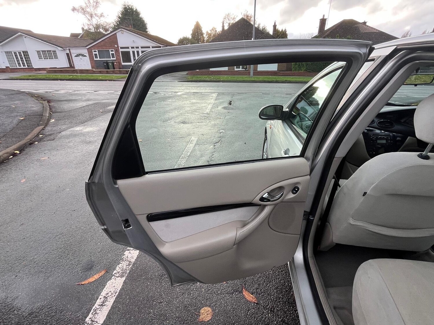 Used Ford Focus 2004 for sale - 77715862: Photo 39