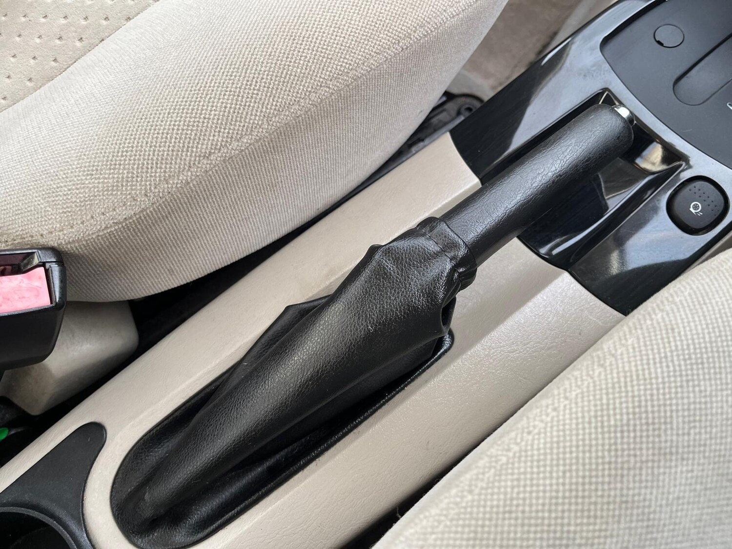 Used Ford Focus 2004 for sale - 77715862: Photo 43