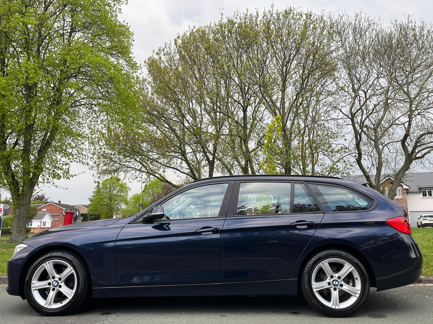 Used BMW 3 Series 2012 for sale - 77086701: Photo 11