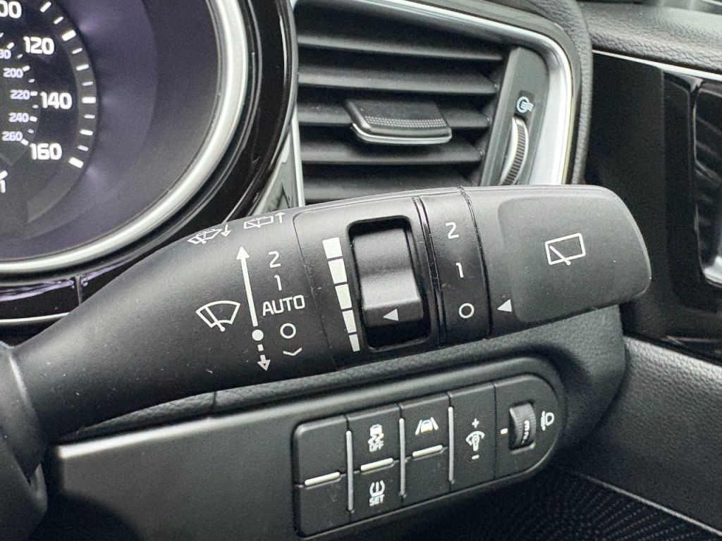 Used Kia Ceed 2023 for sale - 76558338: Photo 30