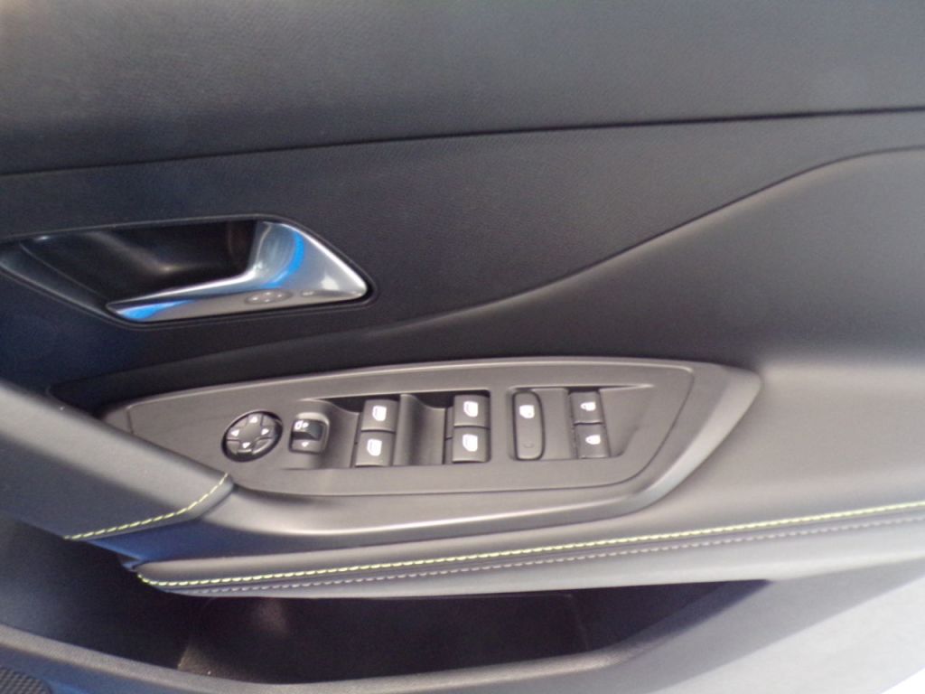 Used Peugeot 308 2024 for sale - 76197159: Photo 23