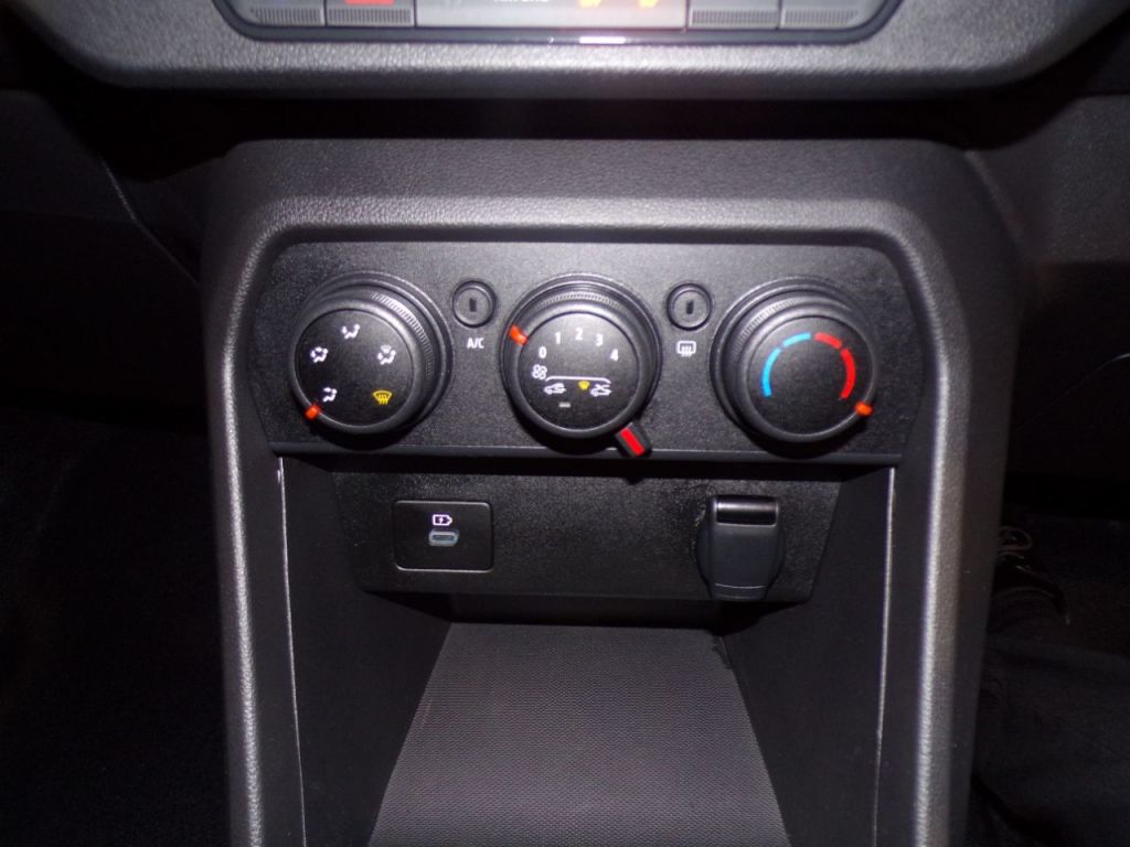 Used Dacia Sandero Stepway 2025 for sale - 76469391: Photo 21