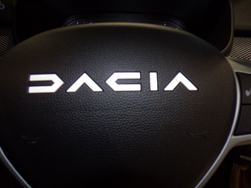 Used Dacia Sandero Stepway 2025 for sale - 76469391: Photo 28