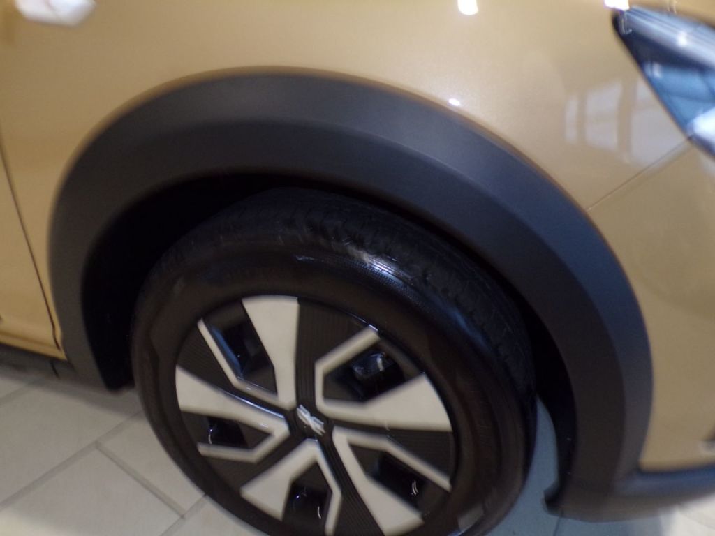 Used Dacia Sandero Stepway 2025 for sale - 76469391: Photo 9