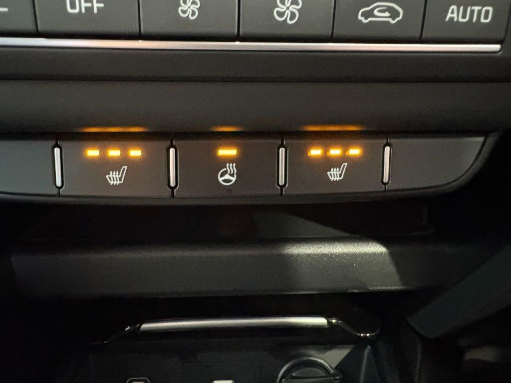 Used Kia Ceed 2025 for sale - 76664966: Photo 9