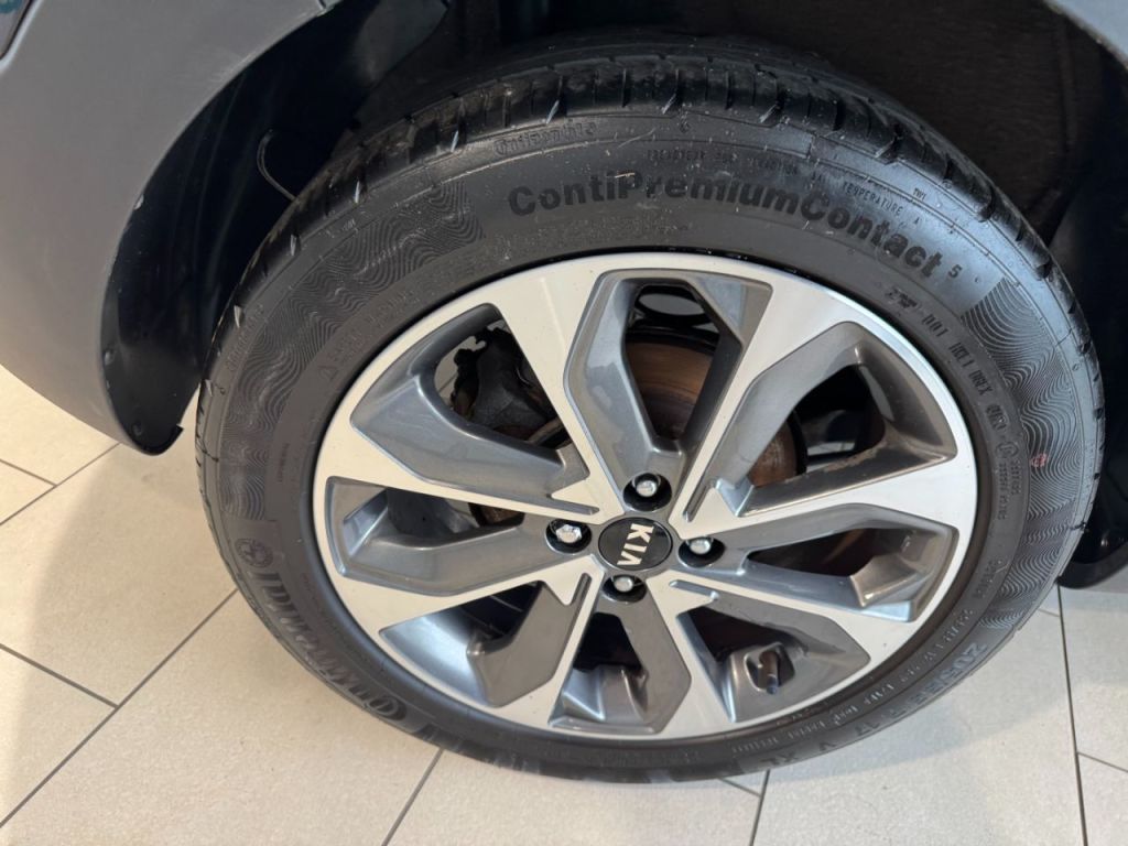 Used Kia Stonic 2020 for sale - 76184895: Photo 12