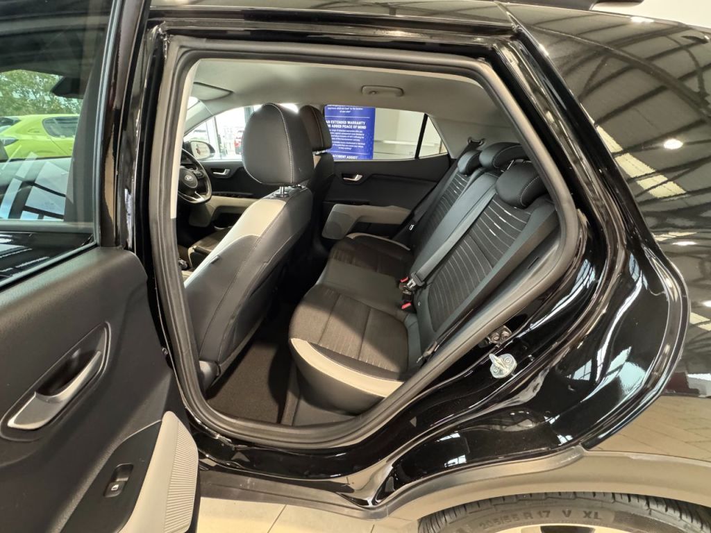 Used Kia Stonic 2020 for sale - 76184895: Photo 18
