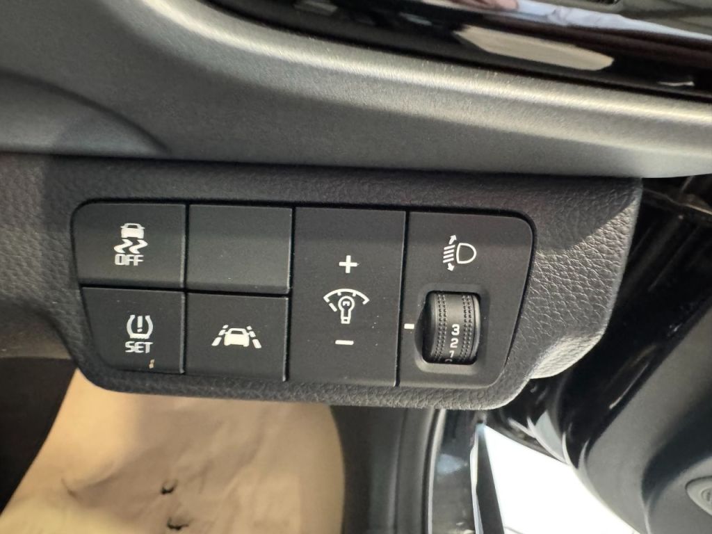 Used Kia Stonic 2020 for sale - 76184895: Photo 21