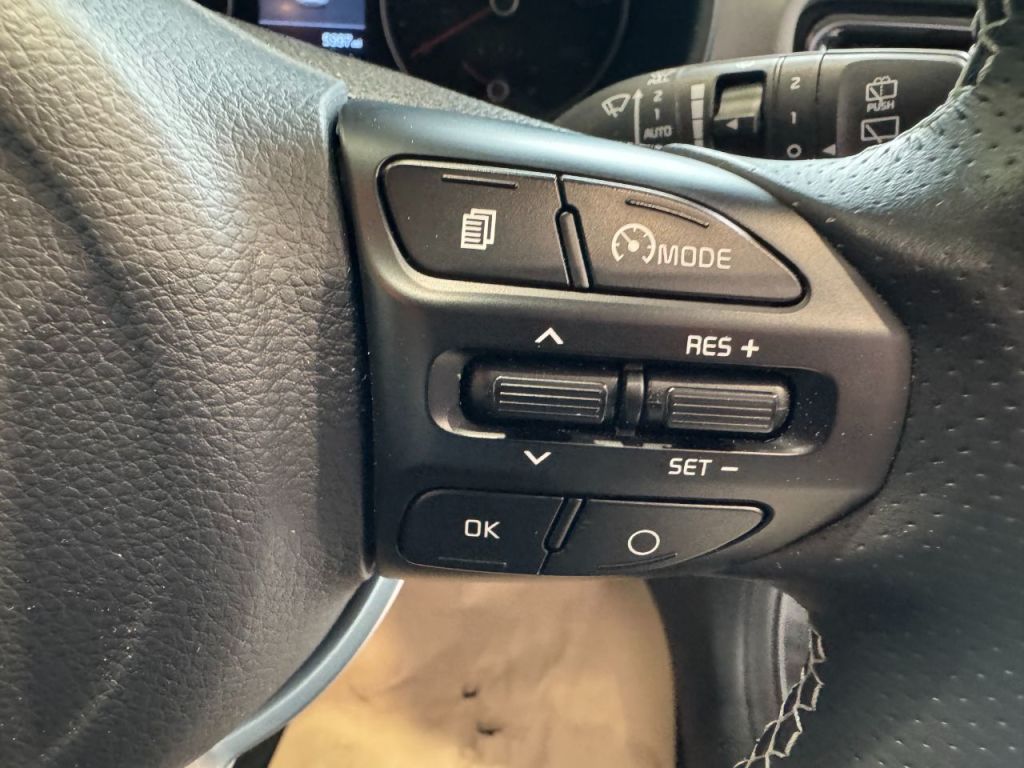Used Kia Stonic 2020 for sale - 76184895: Photo 23