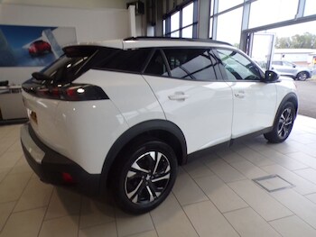 Used Peugeot 2008 2021 for sale - 76118266: Photo
