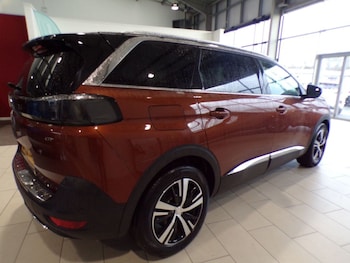 Used Peugeot 5008 2022 for sale - 76461651: Photo