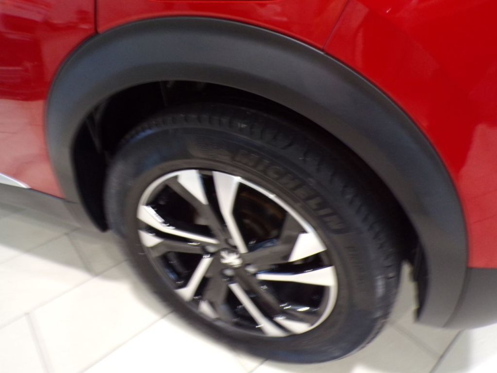 Used Peugeot 2008 2021 for sale - 76332839: Photo 12