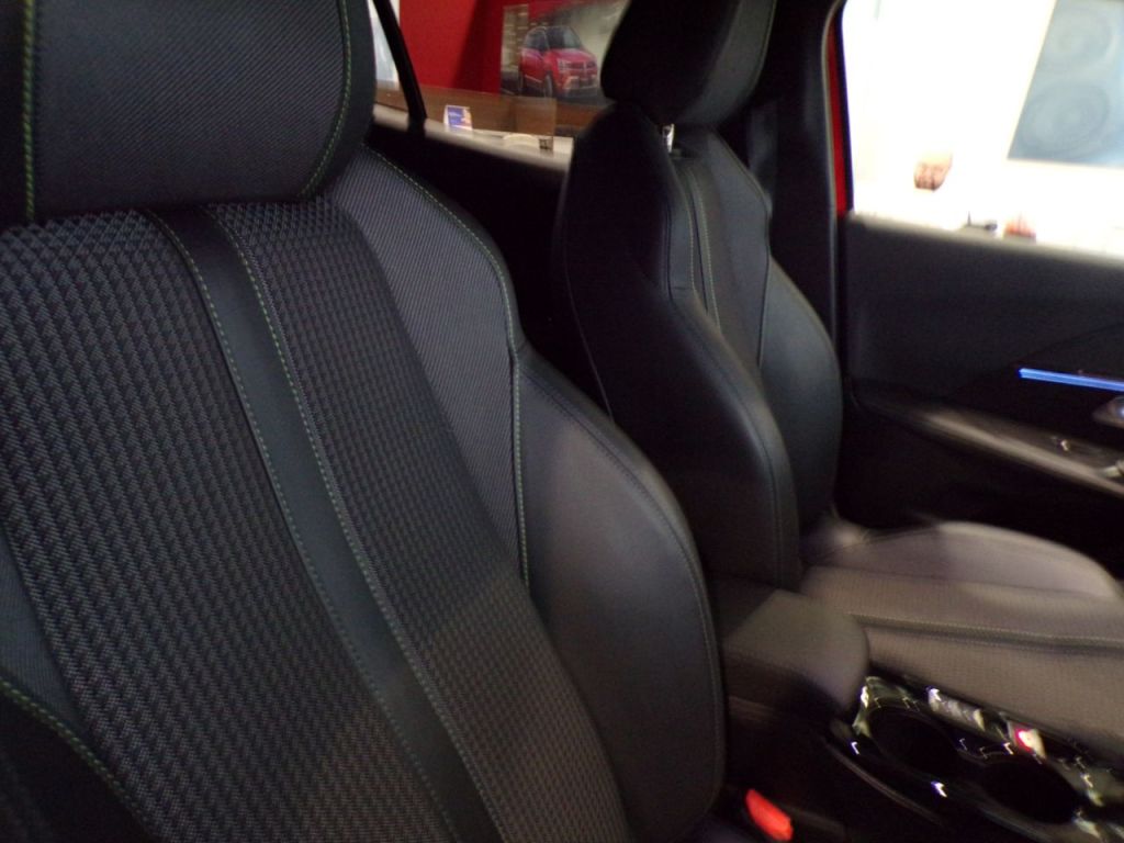 Used Peugeot 2008 2021 for sale - 76332839: Photo 19