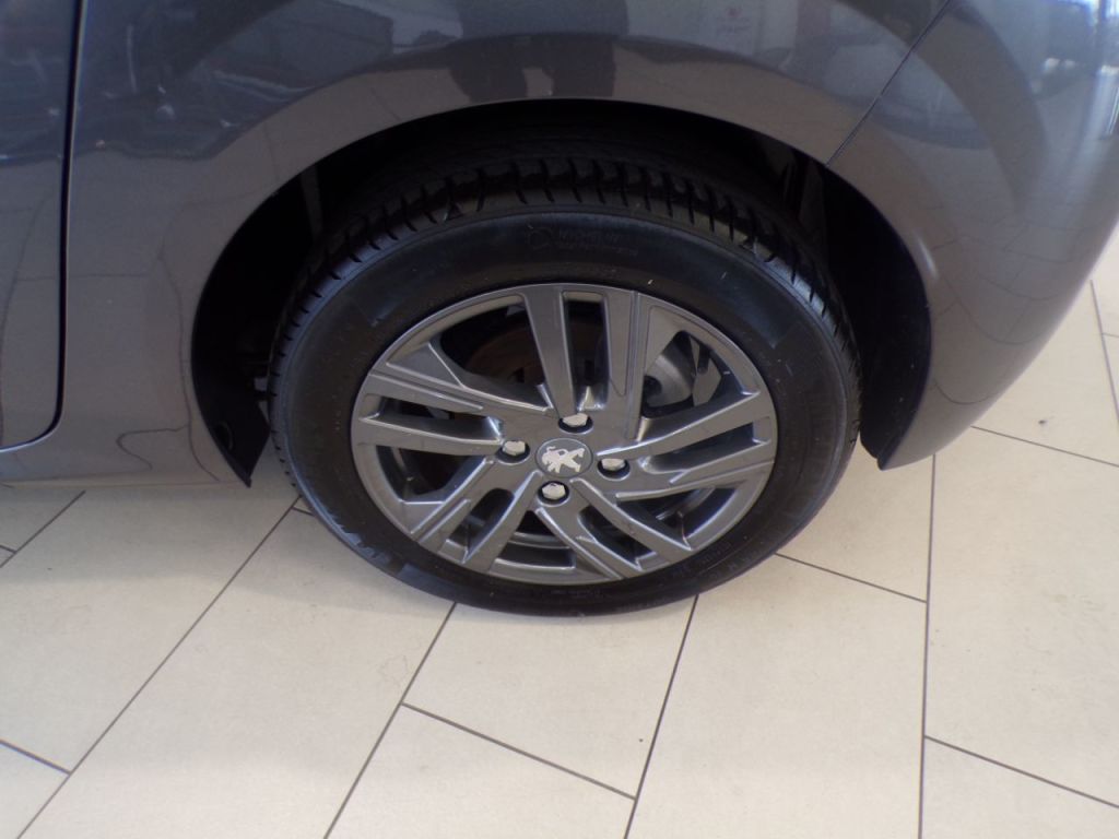 Used Peugeot 208 2022 for sale - 76118289: Photo 13