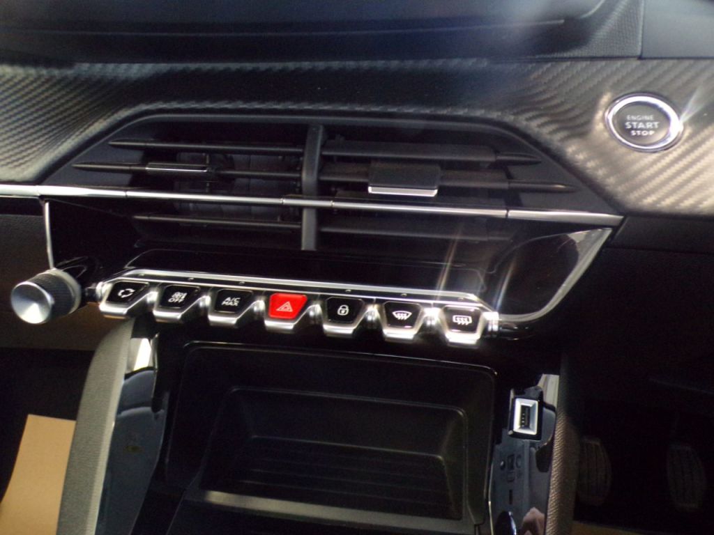 Used Peugeot 208 2022 for sale - 76118289: Photo 27