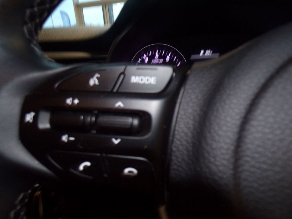 Used Kia Stonic 2023 for sale - 76508798: Photo 24