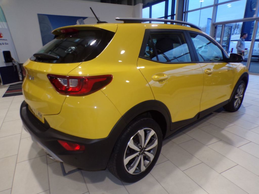 Used Kia Stonic 2023 for sale - 76508798: Photo 4