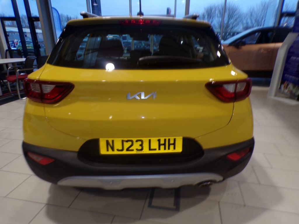 Used Kia Stonic 2023 for sale - 76508798: Photo 6